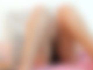 Sky Saenz's Live Sex Cam Show