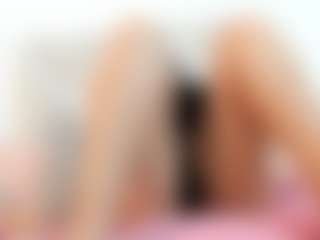 Sky Saenz's Live Sex Cam Show