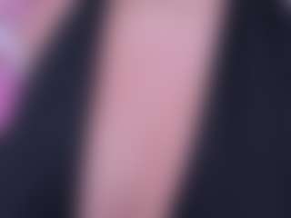 Sky Saenz's Live Sex Cam Show