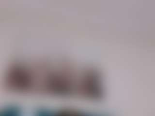 Sky Saenz's Live Sex Cam Show