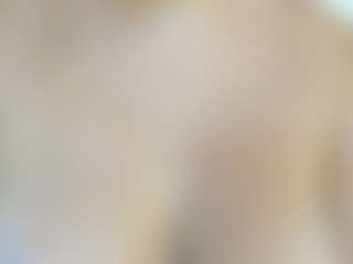 Live cam show with Sky Saenz - Cute on livesuperchat.net