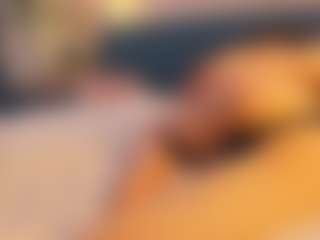 Live cam show with SunDeane - Huge on sexytreat.net