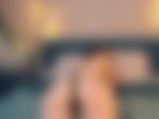 Live cam show with SunDeane - Huge on sexylive.show