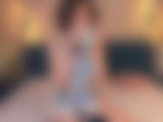 Live cam show with SunDeane - Interactivetoy on Camsoda