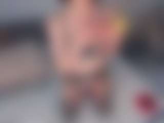 Live cam show with SunDeane - Body Massage on CamClone
