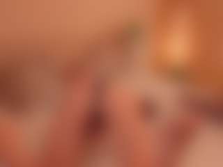 Live cam show with SunDeane - Living Room on Camsoda