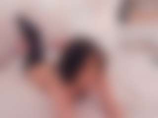 Live cam show with SunDeane - Roll on Camsoda