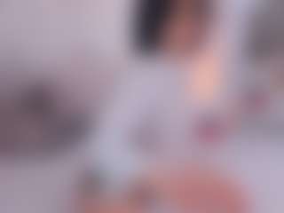 Live cam show with SunDeane - Huge on Soda Cam