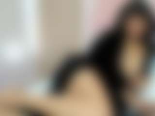 Live cam show with Valkiria - Granny on TeamSkeetLive