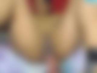 YESSYFOX's Live Sex Cam Show