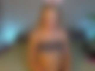 Live cam show with zabaava - Blue Eyes on AdultVida.com