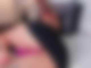 Adarha-low's Live Sex Cam Show
