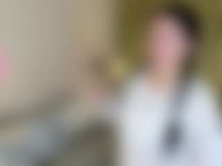 evelyne-xx's Live Sex Cam Show
