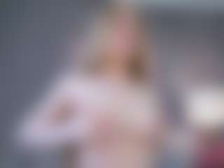 Live cam show with Chenier - Normal on Dolls Live