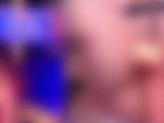 Live cam show with SayrethSofia - Brown Hair on Camming Site