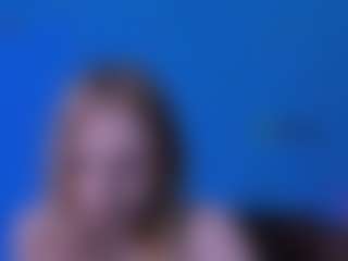 Live cam show with shadow-kiss - Erotic Dance on Camsoda