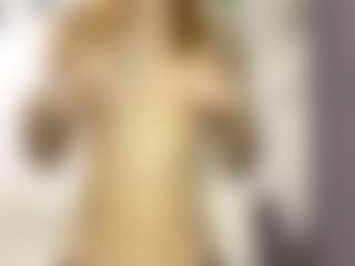 Live cam show with Lina - Flashing on Uber Horny