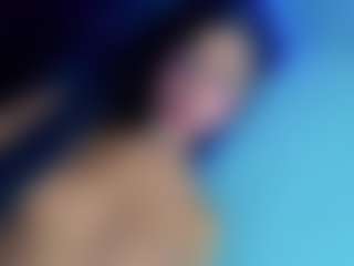 Live cam show with NashlaSexy - Tease on Gym Cam Girls