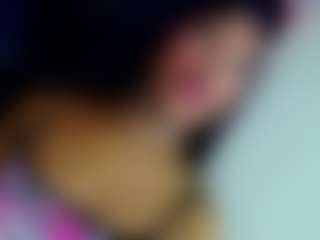 Live cam show with NashlaSexy - Black Hair on Cam Slut