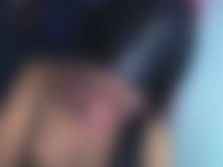 Live cam show with NashlaSexy - Black Hair on Milfs Live