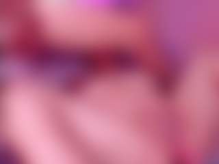 vivi-lovx's Live Sex Cam Show