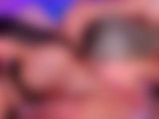 Live cam show with vivi-lovx - Double Penetration on SxyPornLive