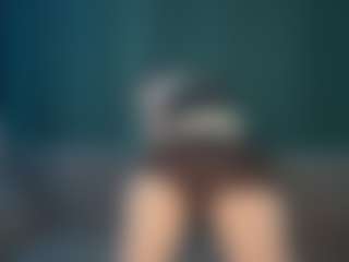 Live cam show with Val - Twerking on xDating