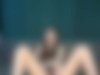 Live cam show with Val - Big Ass on Camming Site