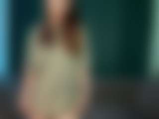 Live cam show with Val - Slender on Uber Horny