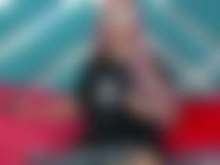 CriistyBloom's Live Sex Cam Show