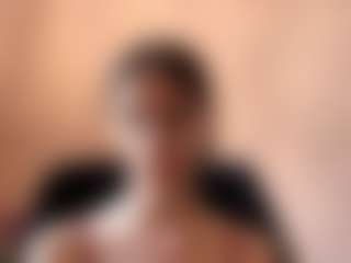 GeneviveIffland's Live Sex Cam Show