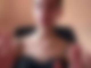 GeneviveIffland's Live Sex Cam Show