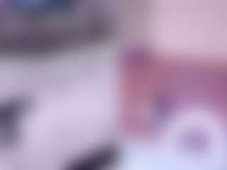 Live cam show with Iamlola_ - Average on livesuperchat.net