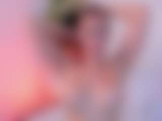 Live cam show with Isabellaa-Palacios - Petite on Fling VIP Chat