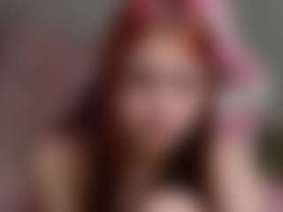 Luvellia's Live Sex Cam Show
