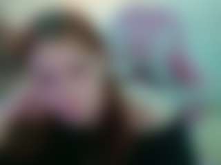 Live cam show with Luvellia - Body Massage on Dolls Live