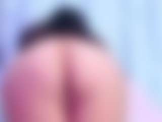 MiaBrihtny's Live Sex Cam Show