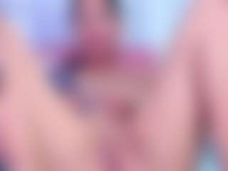 MiaBrihtny's Live Sex Cam Show