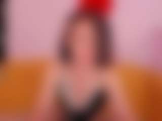 Live cam show with MickeDio - Tease on Camsoda