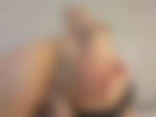 Ruby-diamonds's Live Sex Cam Show