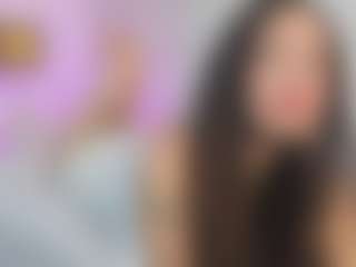 Live cam show with Ruby-diamonds - Green Eyes on StripNow