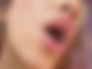 Live cam show with SamVegaa - Body Massage on Camiplay Live
