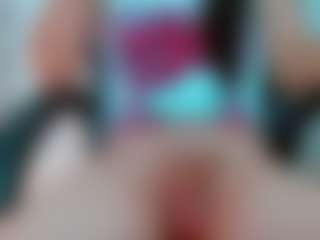 Live cam show with Vanessa-Candy-Hot - Smoking on Camsoda