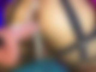 BubbleAsshot's Live Sex Cam Show