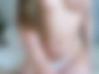 Live cam show with Mia - Cosplay on Dolls Live