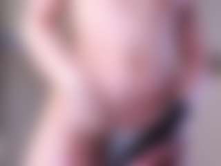 Mia's Live Sex Cam Show