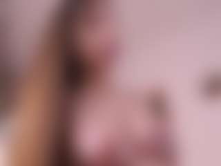 Live cam show with Mia - Muscle on CSO-WL