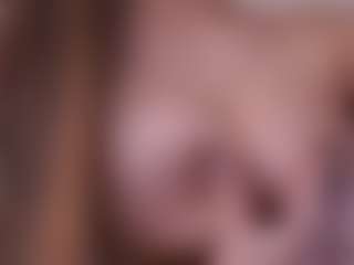 Mia's Live Sex Cam Show
