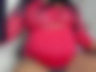 Live cam show with Miss-Diamonds - Bush on CamSodaAdn