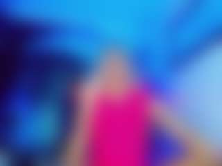 Live cam show with SamiraHott1 - Brown Eyes on SmokeAndPoke